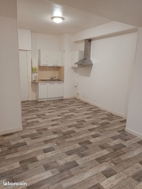 Loue appartement (image 1)