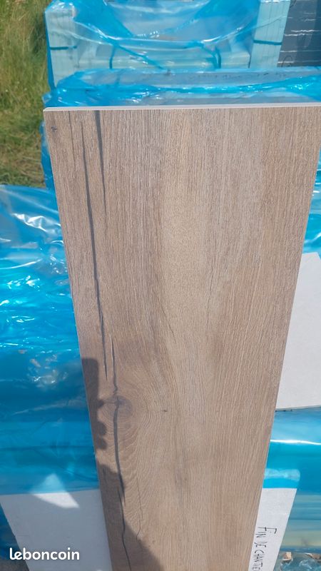 Fin de chantier dalles 120x30x2cm effet bois (image 1)