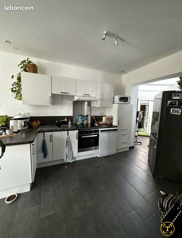 Maison 4 pièces 76 m² · à Amiens · 76 m² · 1 000 €