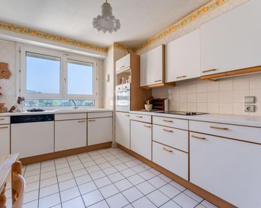 Appartement 300 000 € - 89 m²