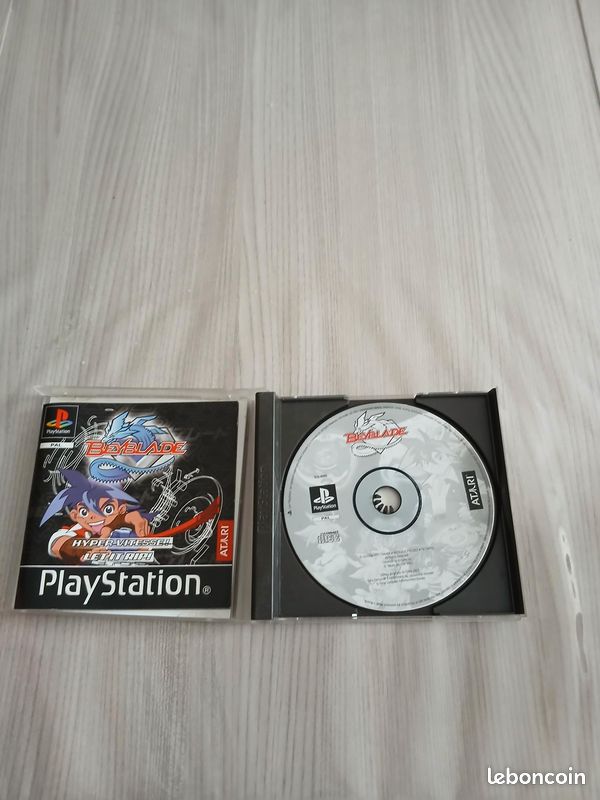 Jeu BEYBLADE Hyper Vitesse Pour Sony PS1 – Complet Et En Bon état