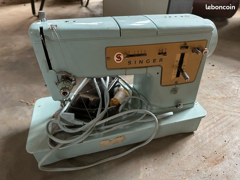 Machine à coudre Singer ancienne bleue (image 1)
