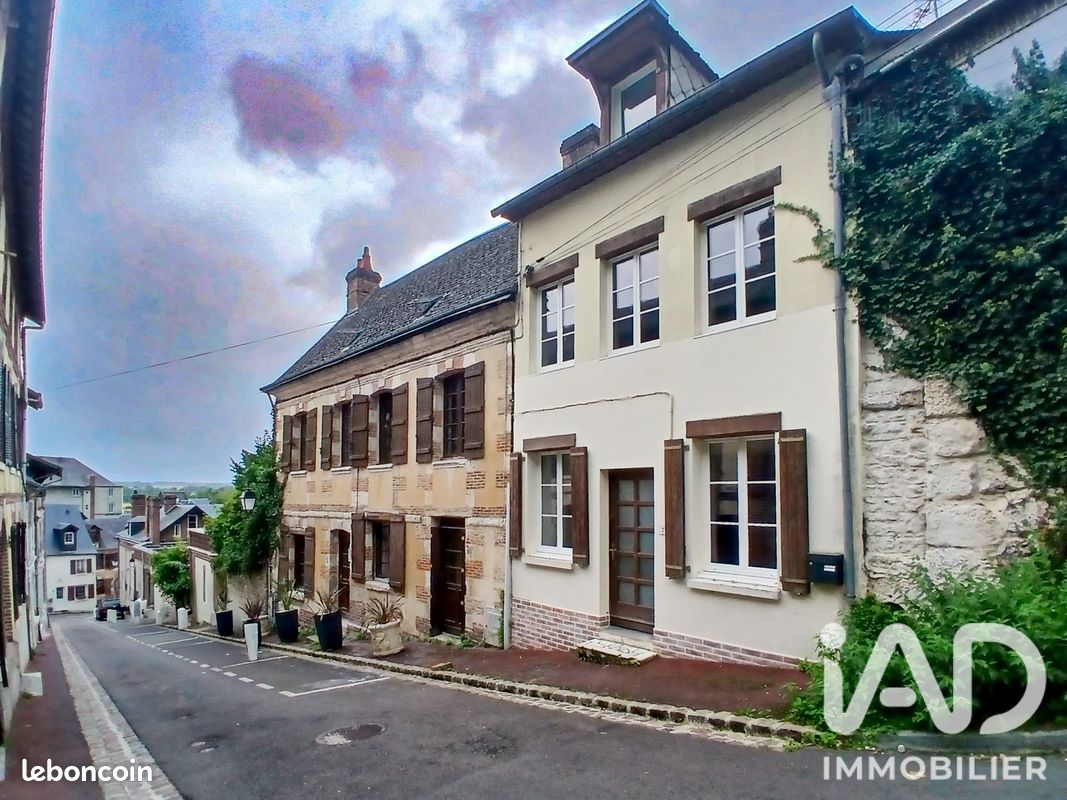 Maison 4 pièces 77 m² · à La Bouille · 77 m² · 143 000 €
