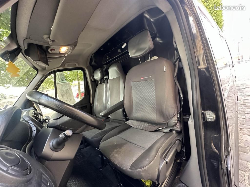 RENAULT MASTER Confort F3500 2.3 dCi - 130 (image 9)