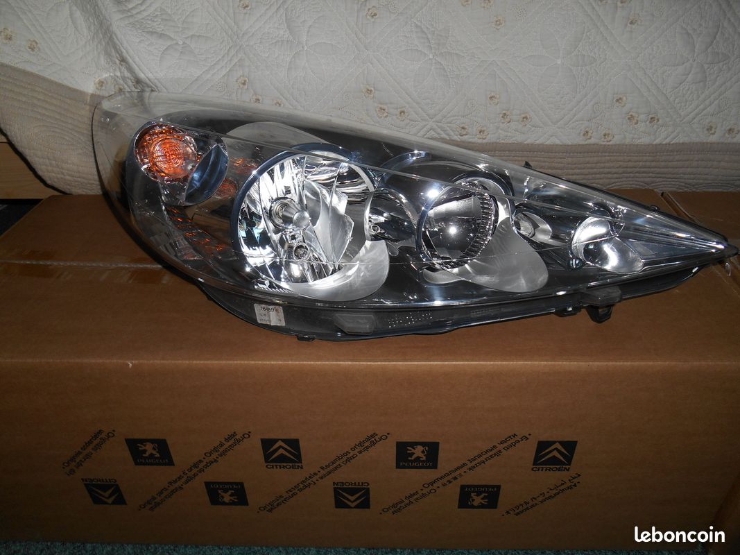 Lot de Phares pour 206+ (image 1)