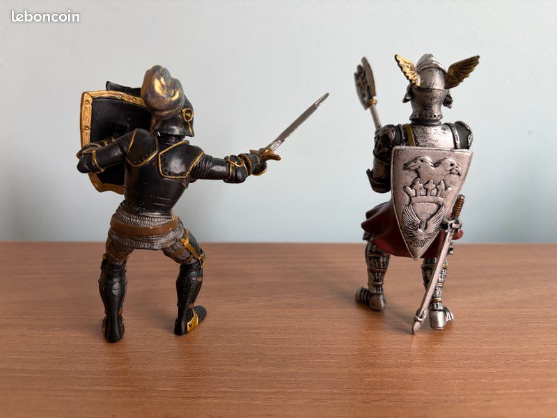 2 figurines Chevalier Noir et Chevalier Fantastique ailé (image 4)