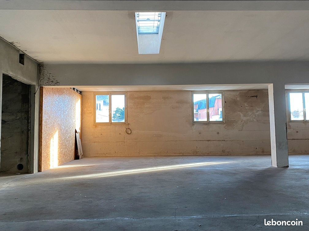 Parking 1 pièce 67 m² · à Limoges · 67 m² · 400 €/mois