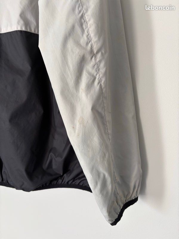 Veste coupe-vent « Guess » (image 16)