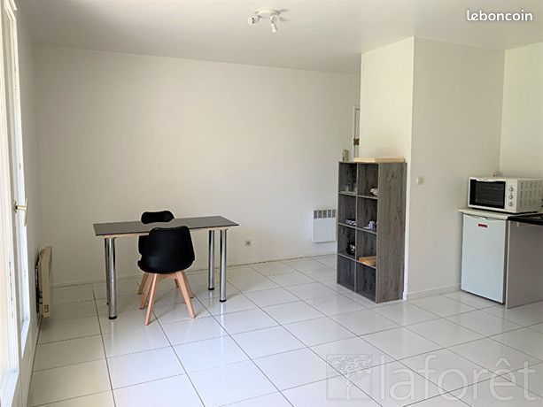 Studio 1 pièce 24 m²