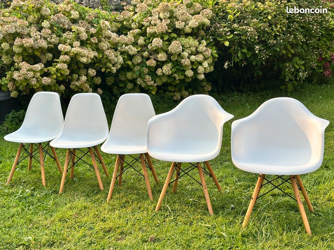 3 chaises et 2 fauteuils scandinave (image 1)