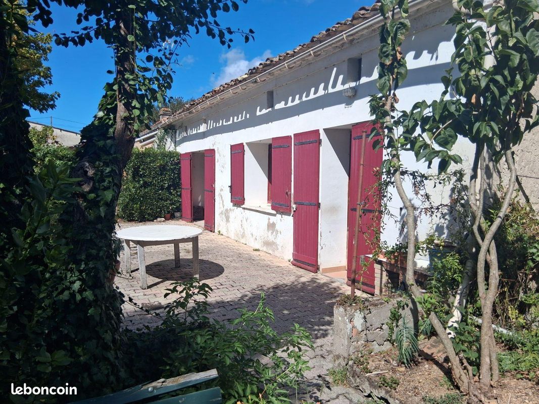 Maison 4 pièces 75 m² · à Étauliers · 75 m² · 101 000 €