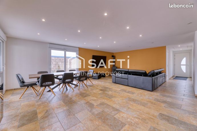 Maison 3 pièces 104 m²