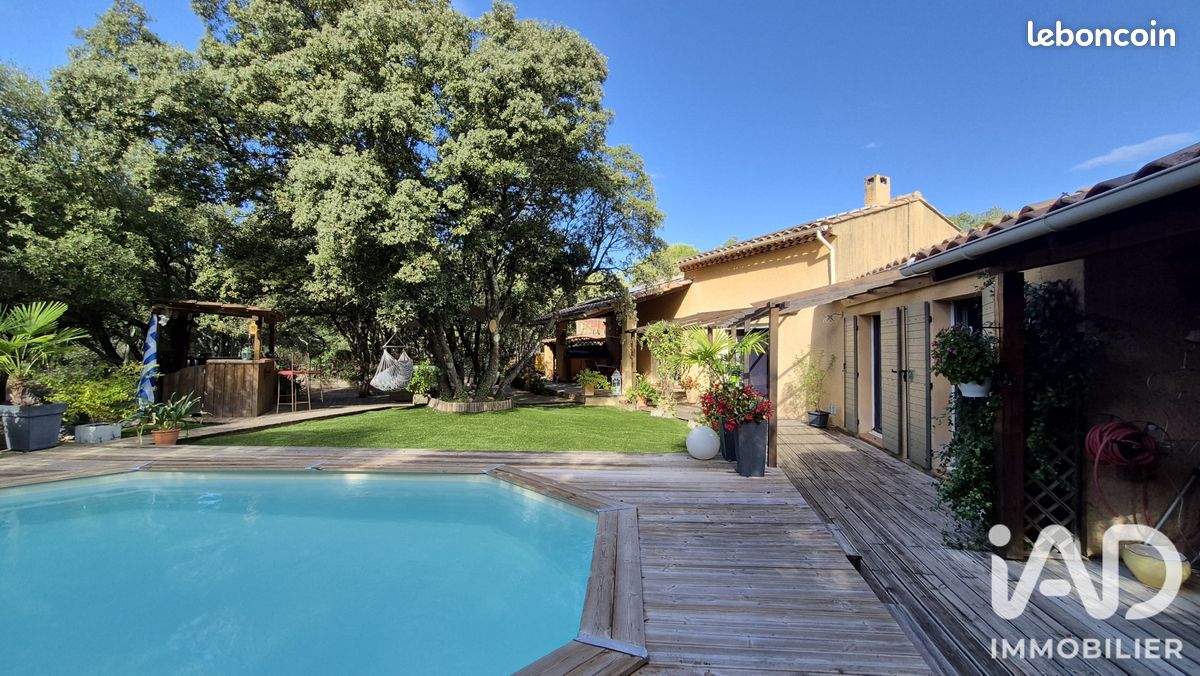 Maison 6 pièces 143 m² · à Régusse · 143 m² · 480 000 €
