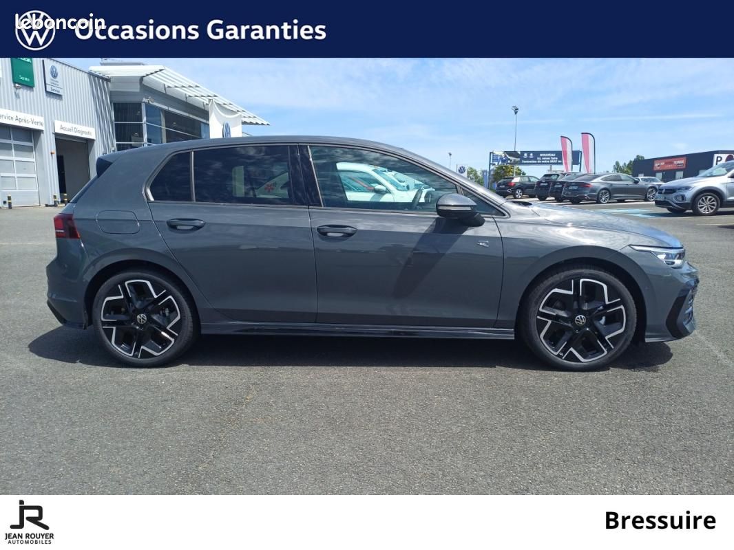 Volkswagen Golf 1.5 eTSI EVO2 150 DSG7 R-Line Edition (image 6)