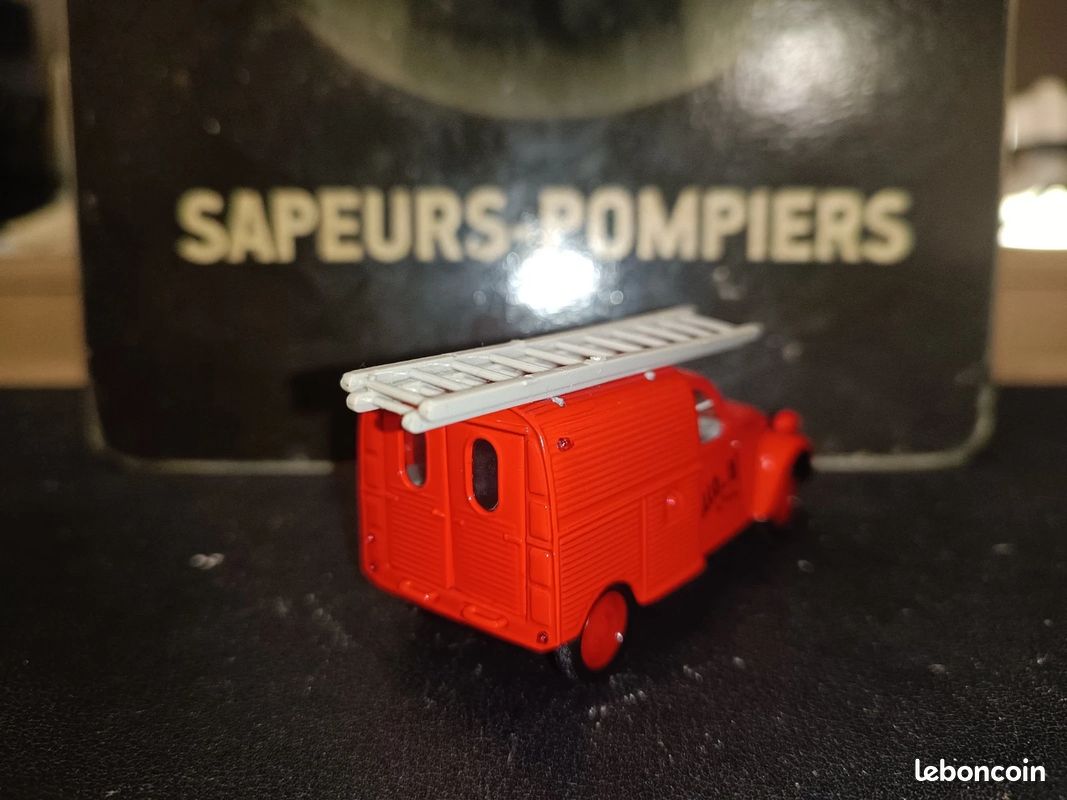Citroën 2CV AZU 1955 Pompiers Allo 18 – 1/43 Norev – Occasion Avec Boîte