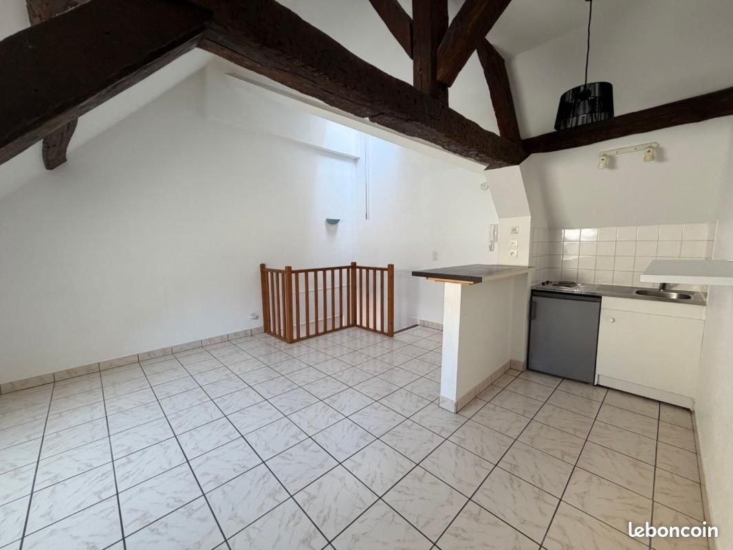 Appartement 2 pièces 31 m² · à Orléans · 31 m² · 493 €