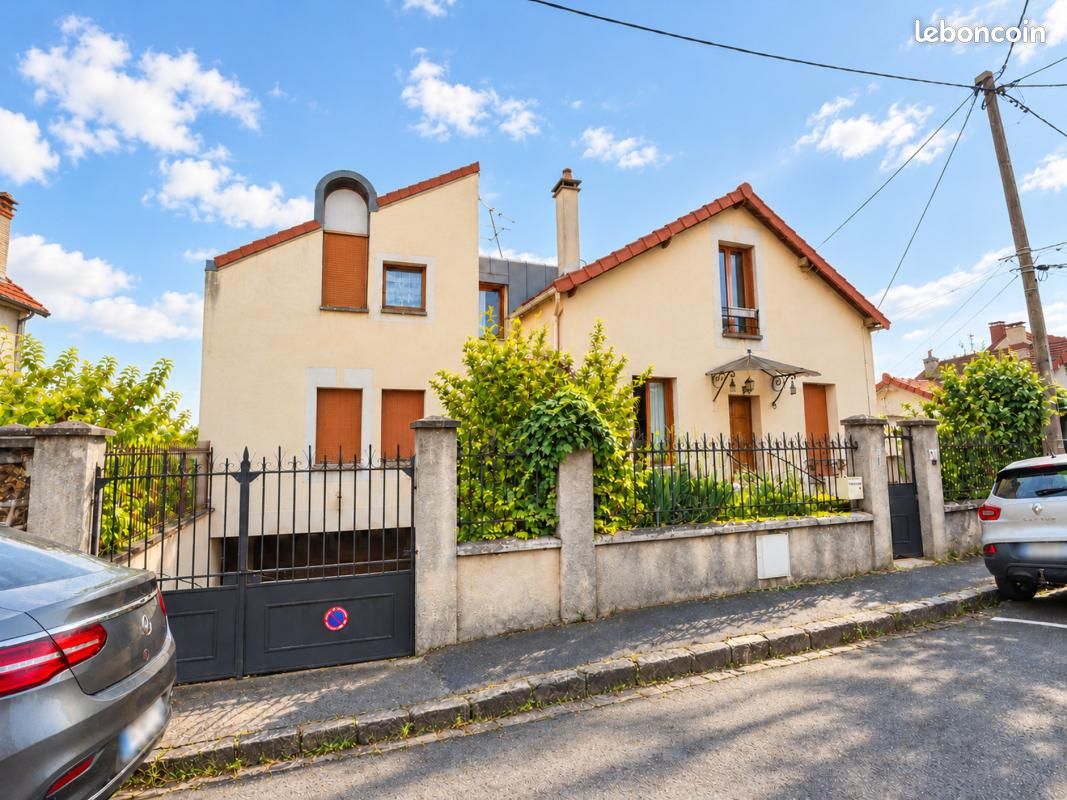 Maison 8 pièces 199 m² · à Savigny-sur-Orge · 199 m² · 383 000 €