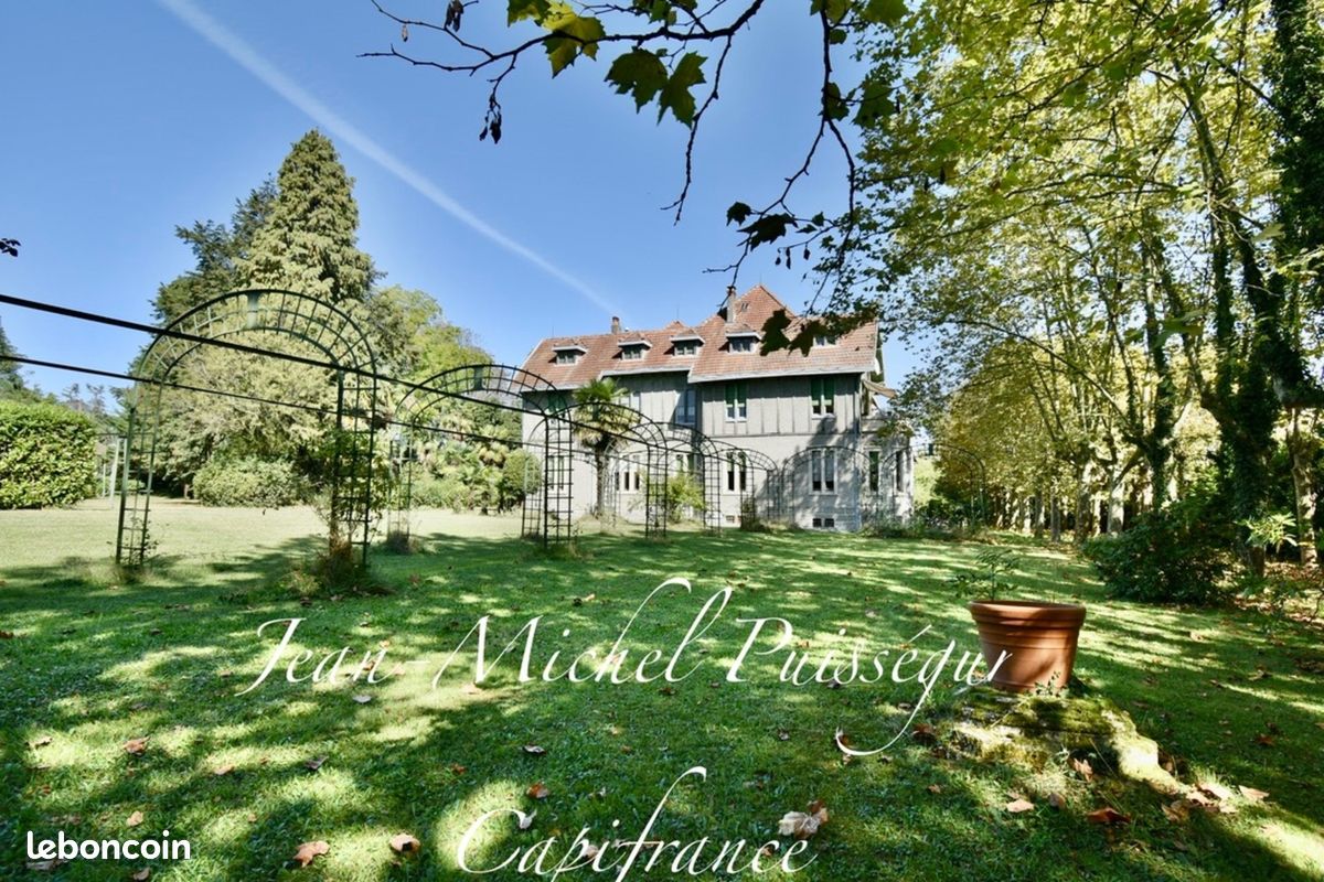 Maison 12 pièces 320 m² · à Saint-Gaudens · 320 m² · 250 000 €