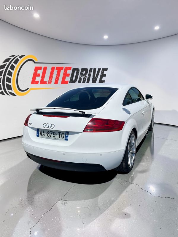 Audi TT 1.8 TFSI 160ch SLine (image 5)
