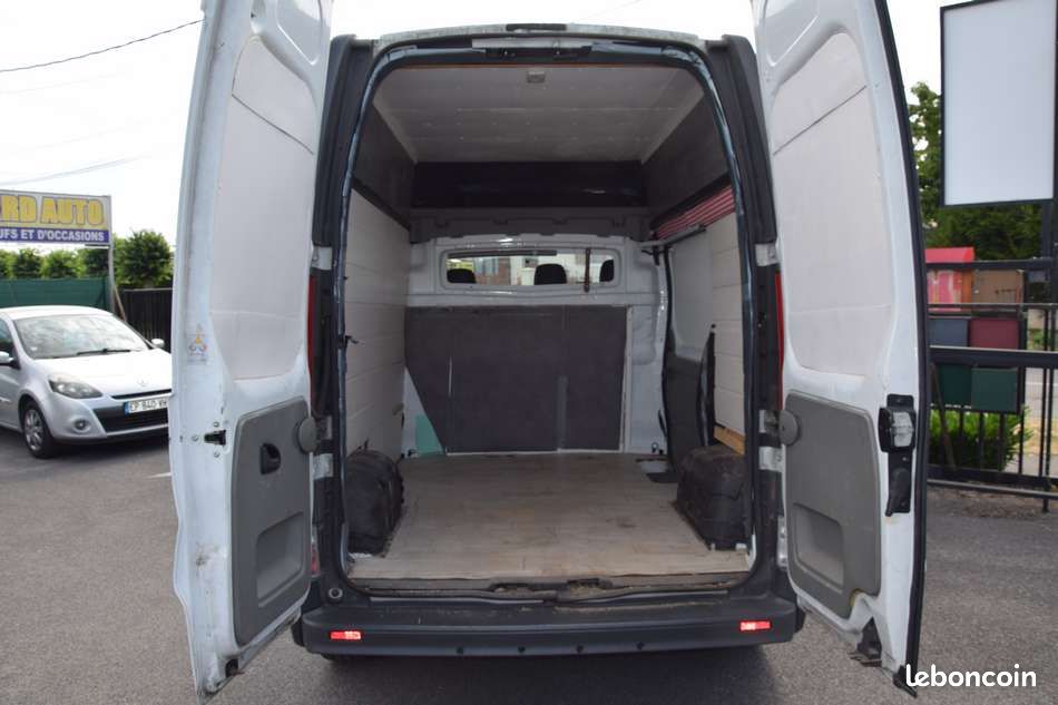 Renault TRAFIC II CONFORT 2.0 DCI 90CV L1 H2 ........ PAR OUVERT 7/7 SUR RDV ......... (image 8)