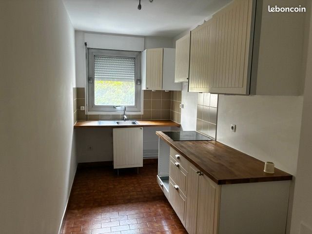 Appartement 3 pièces 70 m² · à Paris · 70 m² · 2 077 €