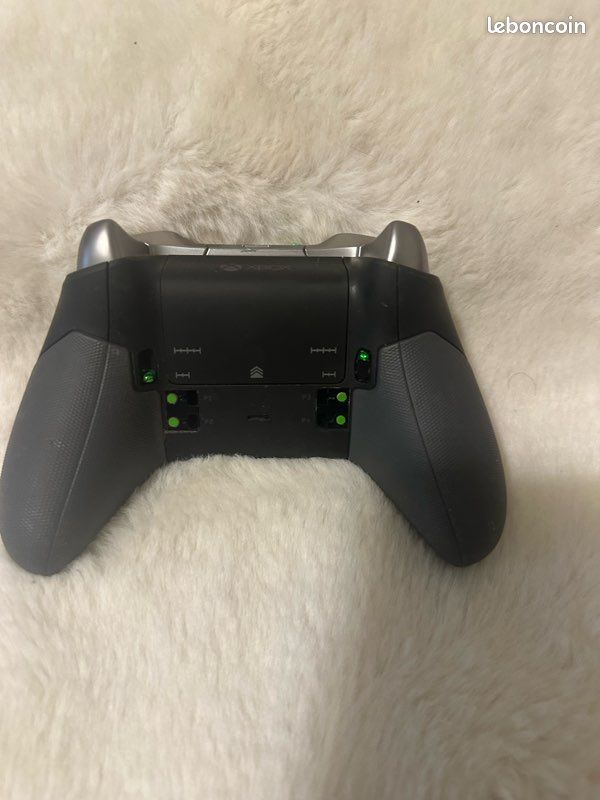La manette Xbox One Elite est en rupture de stock