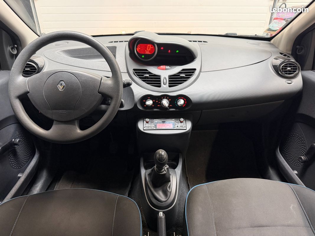 RENAULT TWINGO II 1.2 16v 75 CV eco2 Life + BLUETOOTH + USB + ISOFIX (image 9)