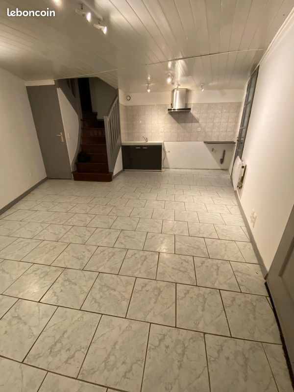 Appartement 4 pièces 76 m² · à Puy-l'Évêque · 76 m² · 595 €/mois