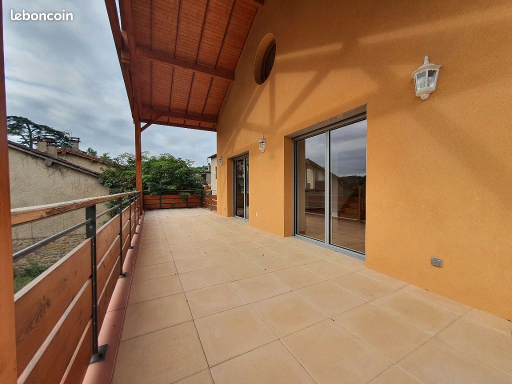 Appartement 5 pièces 98 m² · à Albigny-sur-Saône · 98 m² · 1 301 €/mois