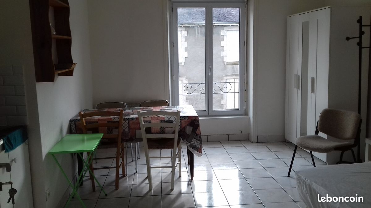 Appartement 1 pièce 20 m² · à Quimper · 20 m² · 420 €