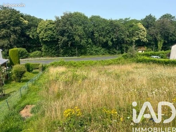 Terrain 850 m² Treignac