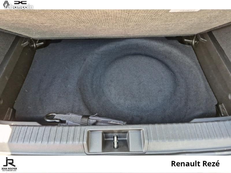 Renault Captur 1.6 E-Tech hybride 145ch Equilibre (image 28)