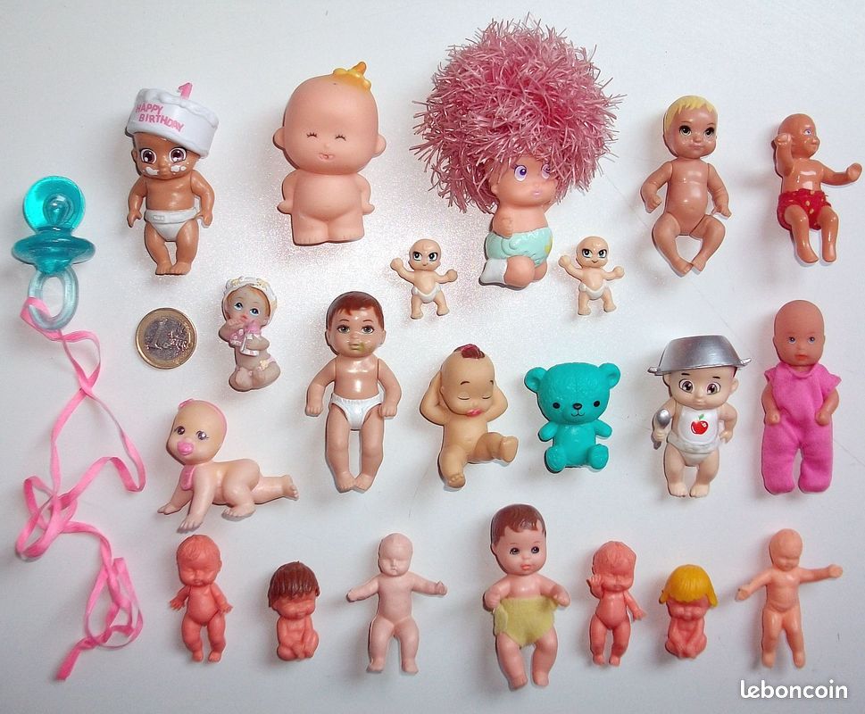 Lot Figurines " Bébés " (image 1)
