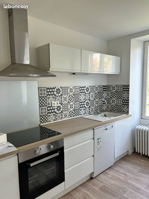 Maison 6 pièces 135 m² · à Lure · 135 m² · 1 100 €/mois