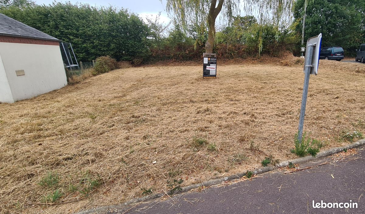 Terrain 449 m2 viabilise · à Saint-Malo-de-la-Lande · 53 500 €