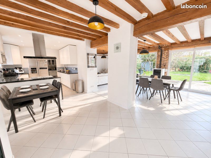 Maison 7 pièces 140 m² · à Ozoir-la-Ferrière · 140 m² · 389 000 €