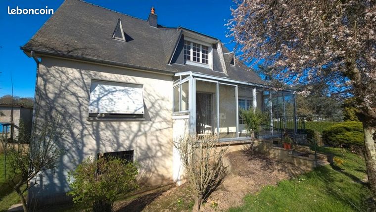 Maison 12 pièces 140 m²