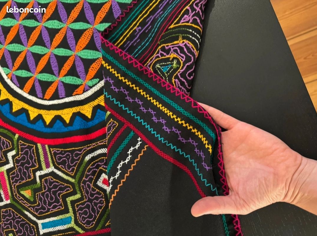 Sac à bandoulière péruvien motif broderie main od shipibo Amazon jungle