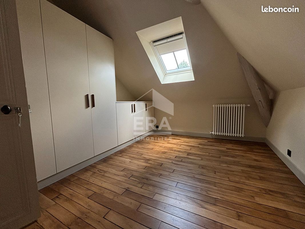 Maison a louer olivet - 7 pièce(s) - 199 m2 - Surfyn