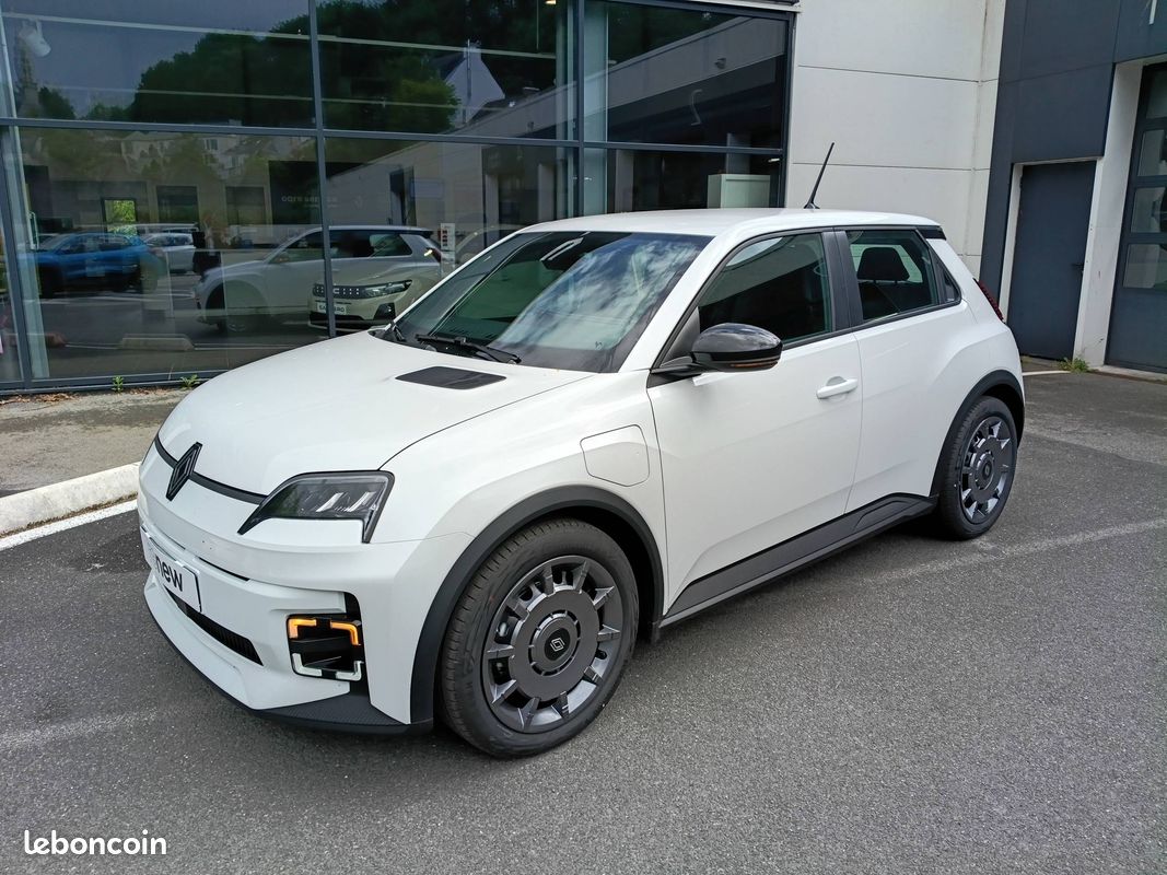 RENAULT Renault 5 E-Tech Electrique 150 ch autonomie confort Evolution (image 1)