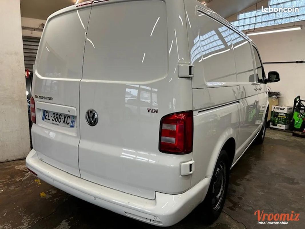 Volkswagen Transporter T6 2.0 204CV (image 4)