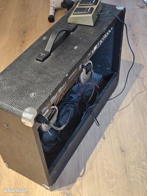 Ampli guitare à lampes BEHRINGER V-TONE GMX212 et Footswitch (image 4)