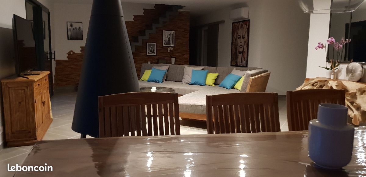 Villa avec piscine (image 2)