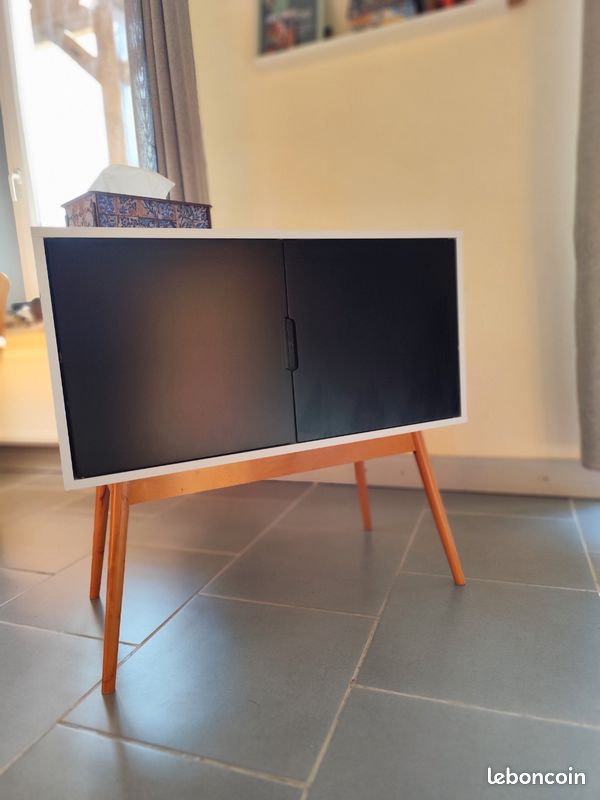 Joli meuble d'appoint, pieds compas (image 2)