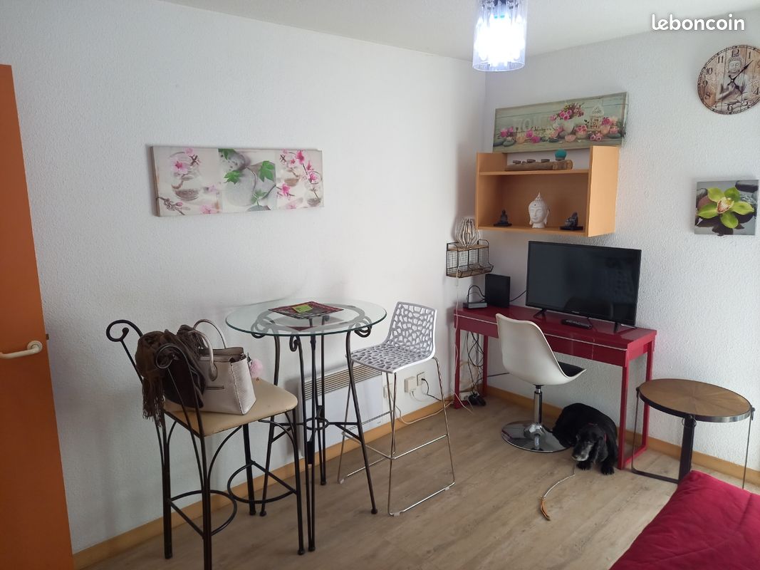 Appartement 1 pièce 18 m² · à Nîmes · 18 m² · 440 €