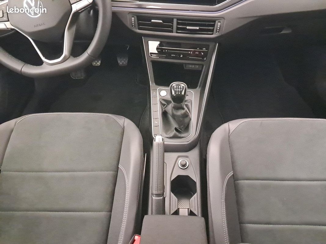 VOLKSWAGEN Polo 1.0 TSI 95 S&S BVM5 Style (image 21)
