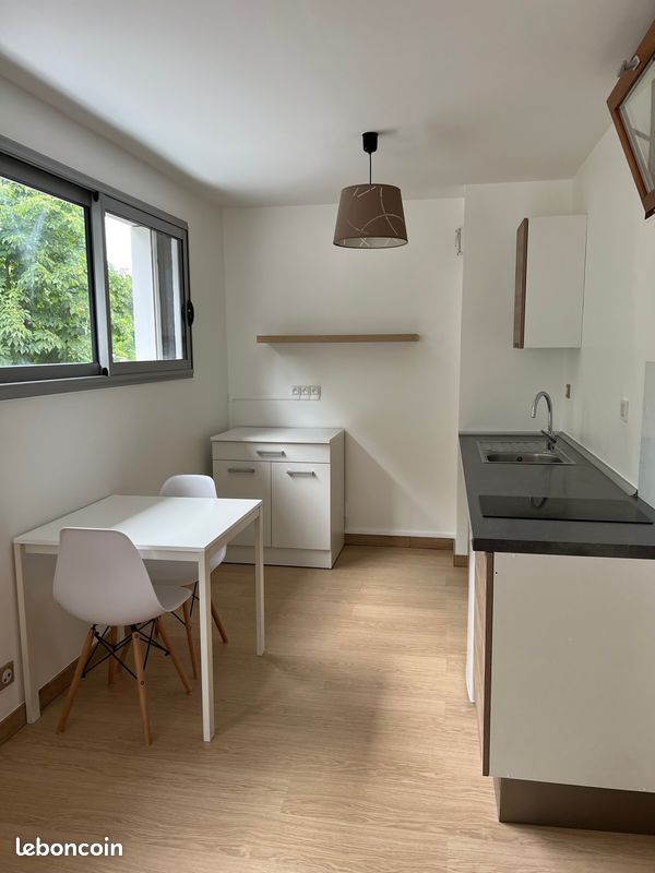 Appartement 1 pièce 30 m² · à Riom · 30 m² · 480 €