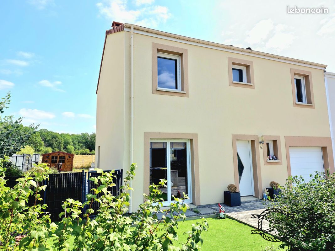 Maison 5 pièces 111 m² · à Jury · 111 m² · 325 000 €
