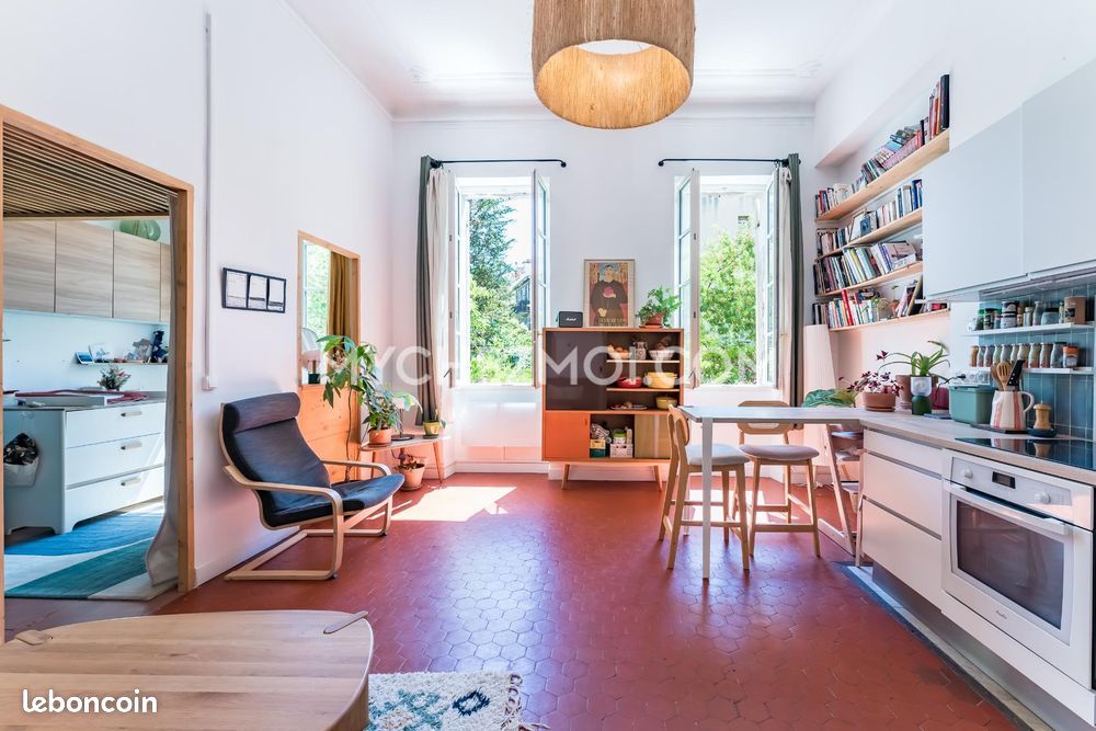 Appartement 3 pièces 71 m² · à Marseille · 71 m² · 299 000 €