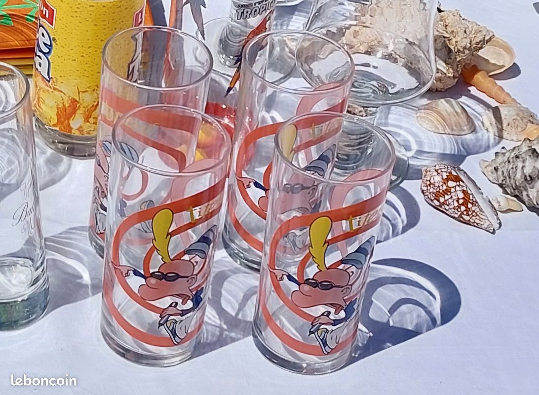 Carafes bouteilles etc (image 10)